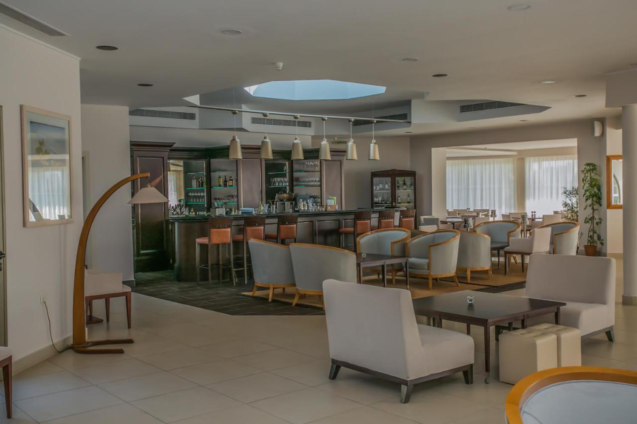 Almyra Hotel & Village 考特索纳里 外观 照片